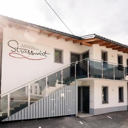 Apartmenthaus Strasswirt De Luxe Tröpolach
