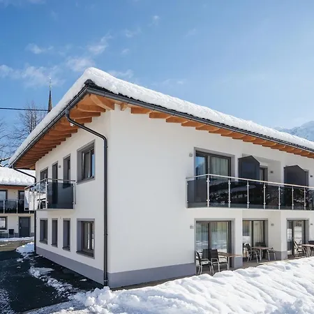 Apartmenthaus Strasswirt De Luxe