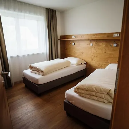 Strasswirt De Luxe *