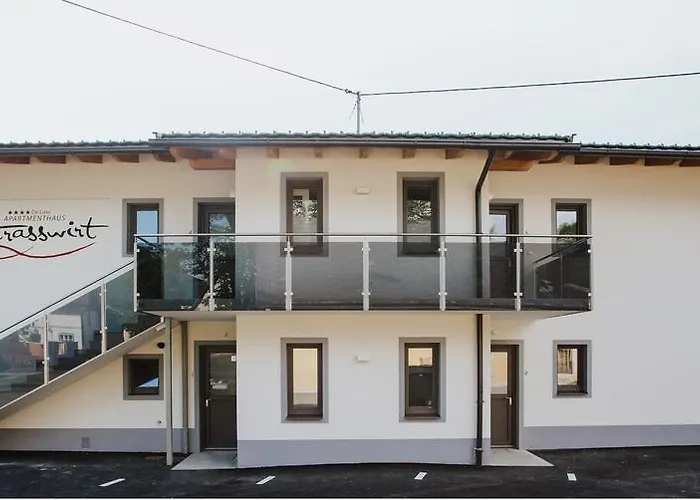 Apartmenthaus Strasswirt De Luxe טרופולאך