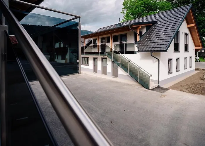 Apartmenthaus Strasswirt De Luxe