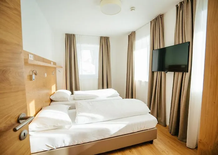 Apartmenthaus Strasswirt De Luxe