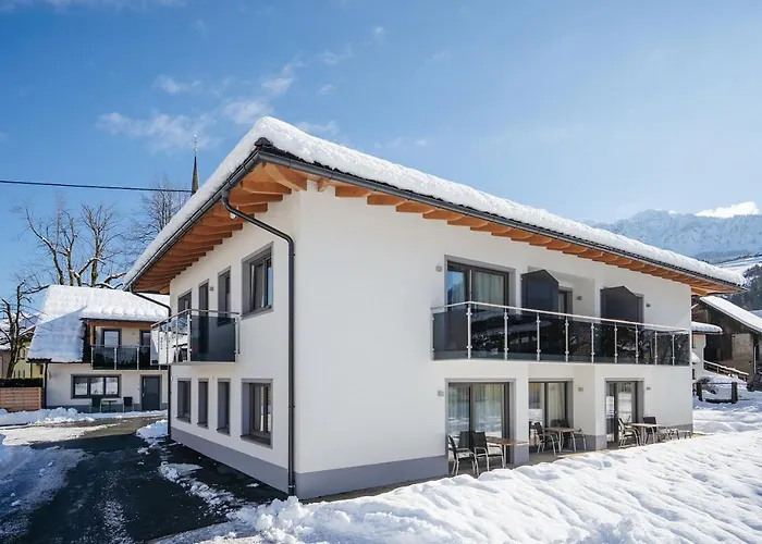 Apartmenthaus Strasswirt De Luxe